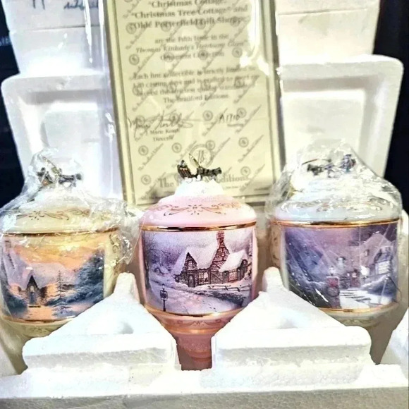 Thomas Kinkade Christmas Ornaments EUC - Picture 1 of 5